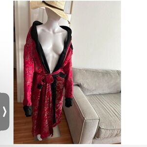 Vintage Women’s Red Print Satin Glam Boho Lagenlook Loungewear Kimono Robe